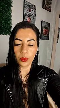 Franchescatoop online show from May 2026 06:04:01 PM