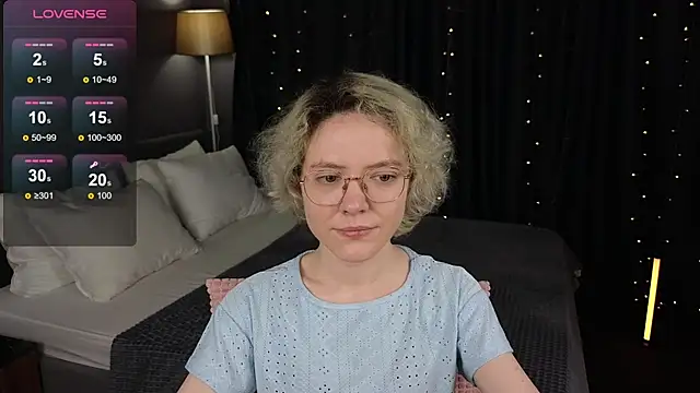 Snapshot of HottoKori chatting on August 2026 12:09:01 AM HottoKori online show from August 2026 12:09:01 AM