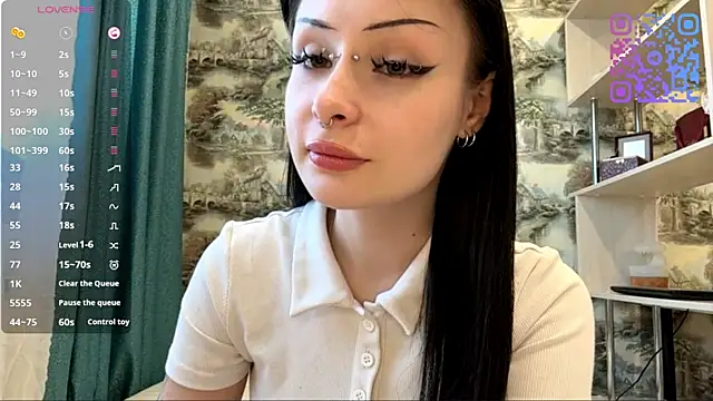 YoursinGoddes online show from May 2026 03:06:01 PM