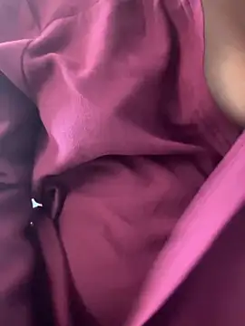 Supremegirlvibes online show from April 2026 01:45:02 PM