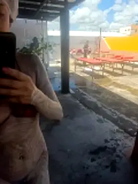 yarinhafox online show from April 2026 02:37:01 PM