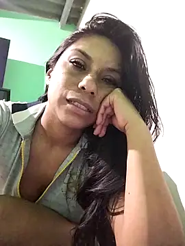 Snapshot of AngelicaStorms chatting on May 2026 01:10:02 AM AngelicaStorms online show from May 2026 01:10:02 AM