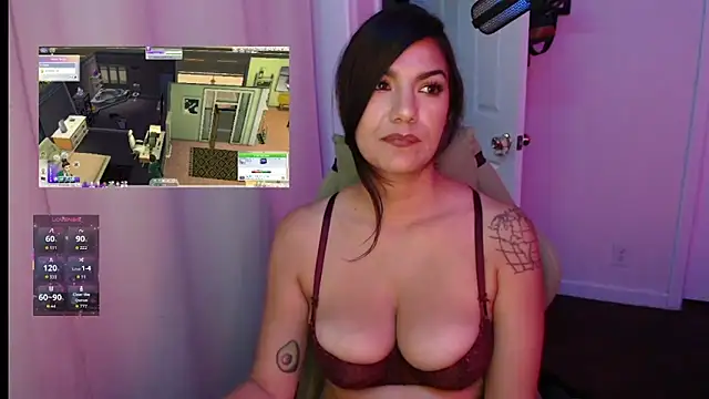 Snapshot of sweetRoxie chatting on May 2026 10:50:03 PM sweetRoxie online show from May 2026 10:50:03 PM