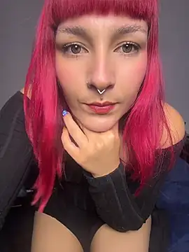Snapshot of Amelie-RedHoney chatting on June 2026 10:41:01 PM Amelie-RedHoney online show from June 2026 10:41:01 PM