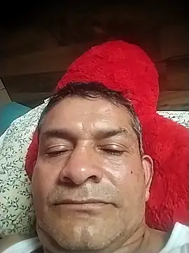 luving75 online show from March 2026 10:02:02 PM