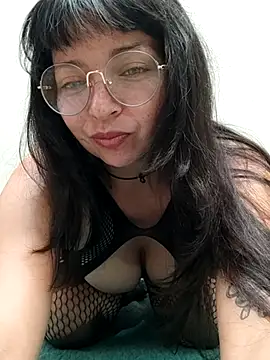 Snapshot of LisaMargo chatting on June 2026 04:00:01 PM LisaMargo online show from June 2026 04:00:01 PM