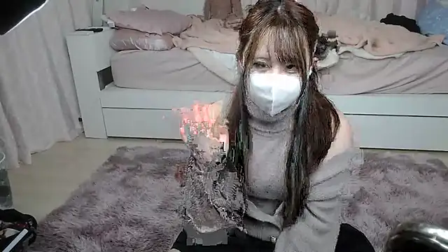 moe kyung online show from April 2026 12:25:01 PM