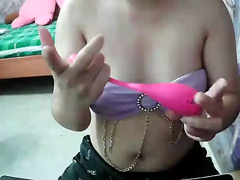 Snapshot of lusa_baby chatting on August 2026 07:00:02 AM lusa baby online show from August 2026 07:00:02 AM