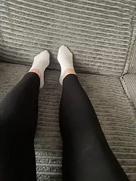 LilouPieds online show from March 2026 03:01:01 PM