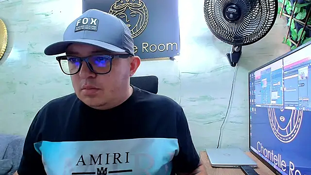 maximo daddy online show from May 2026 11:48:01 AM
