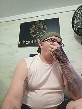 maximo daddy online show from June 2026 10:26:01 PM