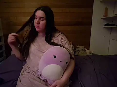 SoftIone online show from April 2026 05:30:01 PM
