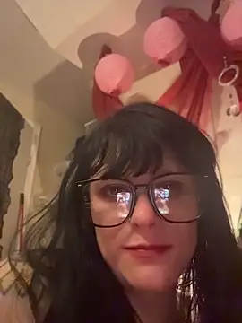 Snapshot of mango-kitty chatting on April 2026 12:29:02 PM mango-kitty online show from April 2026 12:29:02 PM