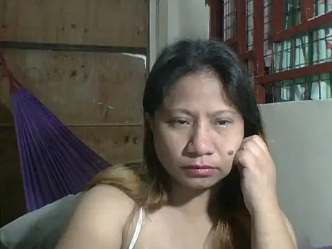 PinayChristine online show from March 2026 04:01:01 PM