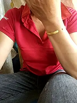 Snapshot of Lucky-beo chatting on May 2026 12:51:02 AM Lucky-beo online show from May 2026 12:51:02 AM