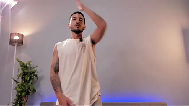 hashi wood online show from March 2026 01:06:02 AM