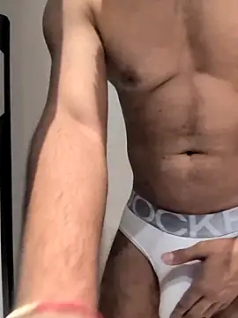 Snapshot of handsome-hunky chatting on May 2026 06:15:02 PM handsome-hunky online show from May 2026 06:15:02 PM