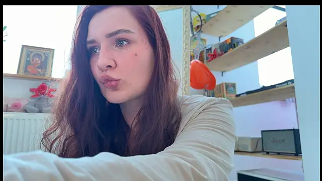 AurikTrix online show from March 2026 02:38:02 AM