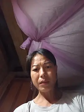 Snapshot of -Numin- chatting on May 2026 06:35:02 PM -Numin- online show from May 2026 06:35:02 PM