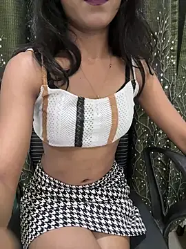 Snapshot of Baby_pari1 chatting on April 2026 06:53:01 PM Baby pari1 online show from April 2026 06:53:01 PM