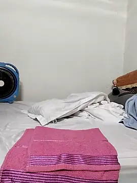 Jeryy68 online show from April 2026 01:41:01 PM