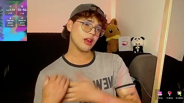 Snapshot of hornsgoat_ chatting on April 2026 09:45:02 PM hornsgoat online show from April 2026 09:45:02 PM