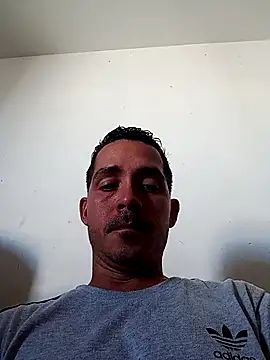 Snapshot of Gabriel_leon33 chatting on March 2026 08:30:01 PM Gabriel leon33 online show from March 2026 08:30:01 PM