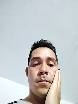 Snapshot of Gabriel_leon33 chatting on March 2026 11:05:02 PM Gabriel leon33 online show from March 2026 11:05:02 PM