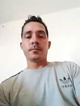 Snapshot of Gabriel_leon33 chatting on April 2026 02:37:01 PM Gabriel leon33 online show from April 2026 02:37:01 PM