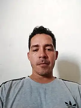 Snapshot of Gabriel_leon33 chatting on April 2026 08:03:01 PM Gabriel leon33 online show from April 2026 08:03:01 PM