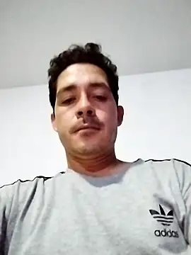 Snapshot of Gabriel_leon33 chatting on May 2026 10:49:02 PM Gabriel leon33 online show from May 2026 10:49:02 PM