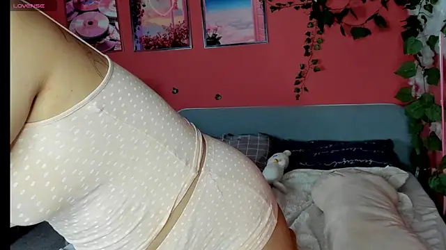Snapshot of Amelia_goth chatting on May 2026 01:57:16 AM Amelia goth online show from May 2026 01:57:16 AM