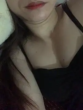 Snapshot of Nini-896 chatting on April 2026 06:11:02 AM Nini-896 online show from April 2026 06:11:02 AM