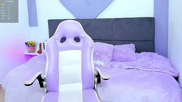 princess skinny  online show from June 2026 02:33:01 AM