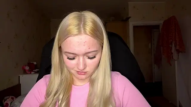 Sophia Blonde online show from April 2026 01:47:02 AM