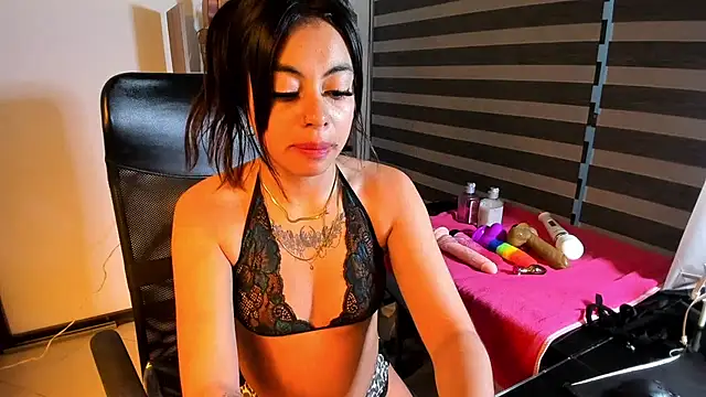 CharlotePetite  online show from June 2026 12:30:02 PM