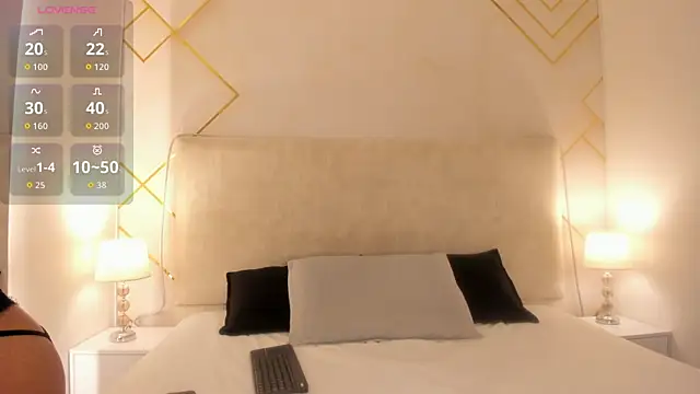 Alaia Stone online show from March 2026 11:32:02 AM