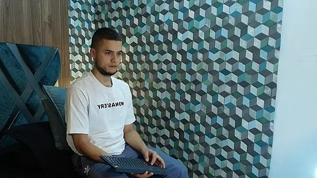 Joaho Fernandez online show from May 2026 09:22:02 PM