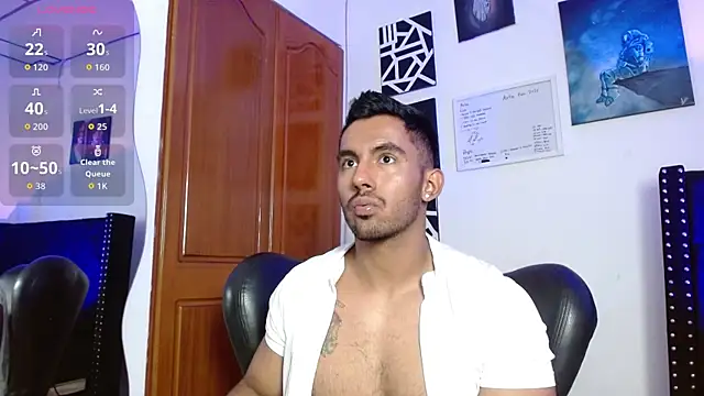Snapshot of romanpearce_ chatting on April 2026 06:20:01 PM romanpearce online show from April 2026 06:20:01 PM