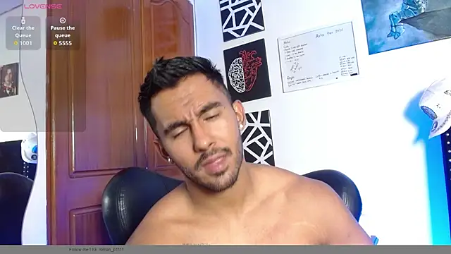 Snapshot of romanpearce_ chatting on May 2026 08:49:02 PM romanpearce online show from May 2026 08:49:02 PM