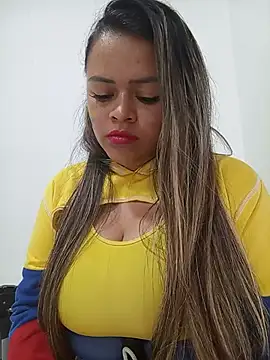 Snapshot of Miss_Pecados chatting on July 2026 08:02:01 PM Miss Pecados online show from July 2026 08:02:01 PM