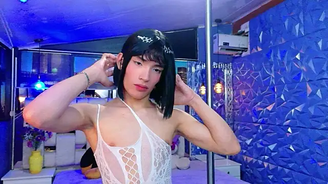 IsaacNovaa online show from May 2026 07:56:02 PM
