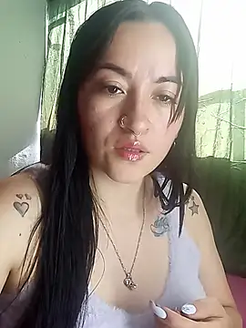 Snapshot of kimberly_peter chatting on June 2026 08:42:01 PM kimberly peter online show from June 2026 08:42:01 PM