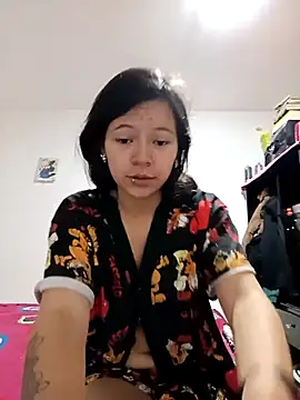 Snapshot of Ninffa_sweet21 chatting on April 2026 12:02:02 AM Ninffa sweet21 online show from April 2026 12:02:02 AM