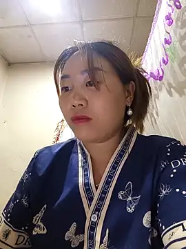 Snapshot of he-se-kin chatting on April 2026 11:24:02 AM he-se-kin online show from April 2026 11:24:02 AM