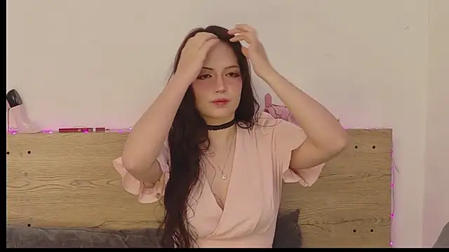 Snapshot of Sweet_Alice_S chatting on May 2026 09:25:01 AM Sweet Alice S online show from May 2026 09:25:01 AM