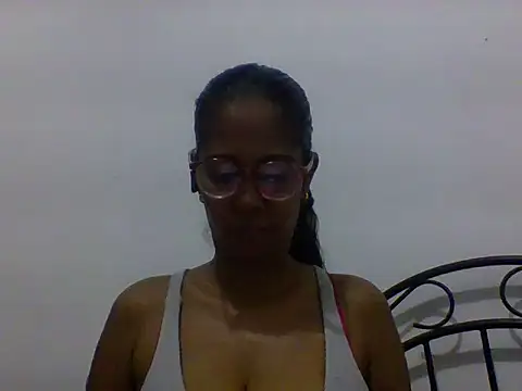 Karen La Flaca online show from April 2026 05:21:01 PM