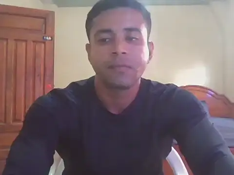 Snapshot of User_02_ chatting on July 2026 04:35:02 PM User 02 online show from July 2026 04:35:02 PM