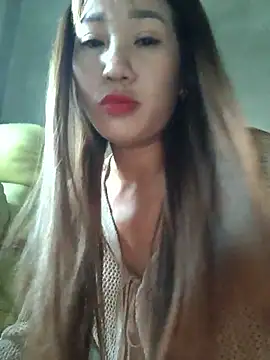 xinhxinh-cute online show from April 2026 12:37:02 AM