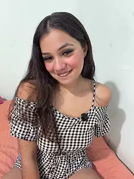 Snapshot of Colochitapupy chatting on April 2026 02:14:01 AM Colochitapupy online show from April 2026 02:14:01 AM